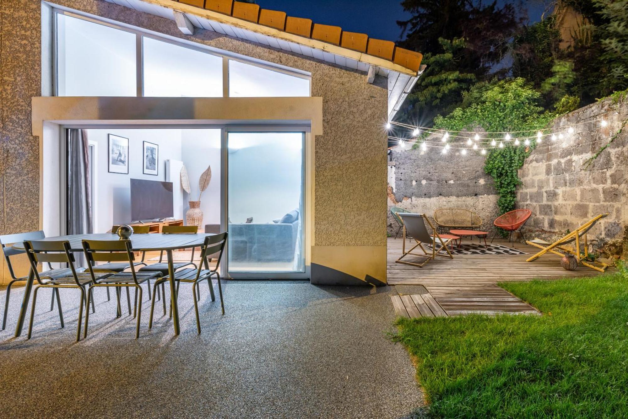 ליון La Villa Sassolini Avec Jacuzzi מראה חיצוני תמונה